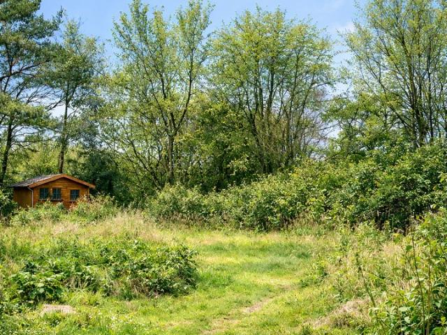 Erdgeschosswohnung kaufen in Traar, Krefeld