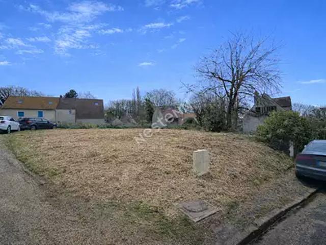 Terrain vente à Pontoise, Wy-dit-joli-village