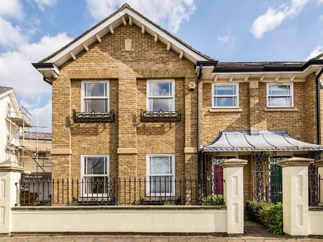 House for rent in Greater London