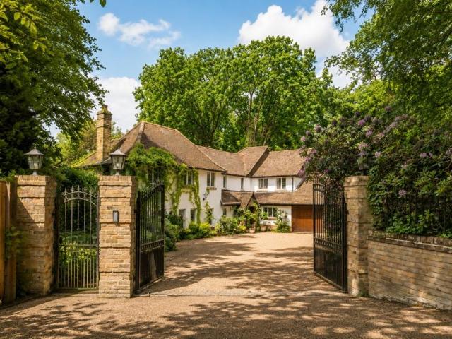 House for rent in Woking, Surrey