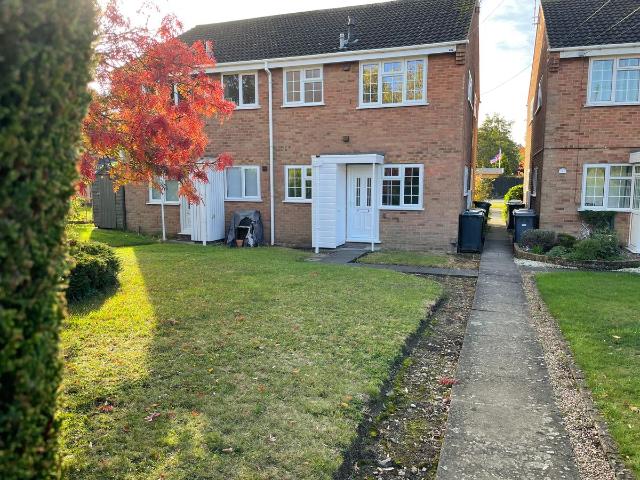 House for rent in Barton In Fabis, East Midlands