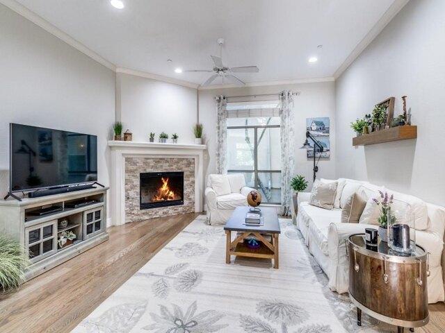 Condo for sale in Dallas, Texas