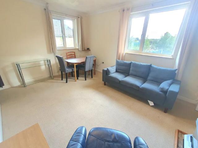 Apartment for rent in Earlham Rise, East Bank