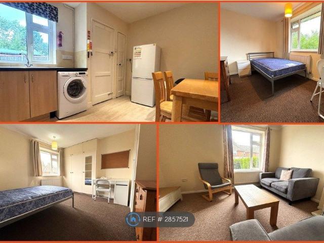 House for rent in Earlham Rise, East Bank