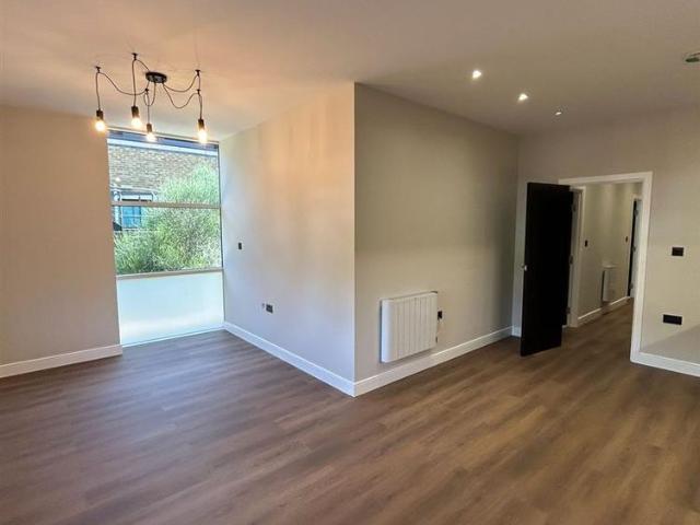 Apartment for rent in Wooburn, Berghers Hill