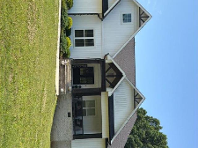 House for sale in Guntersville, Alabama