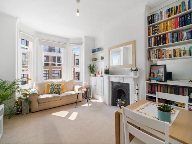 Apartment for rent in Fulham, Greater London