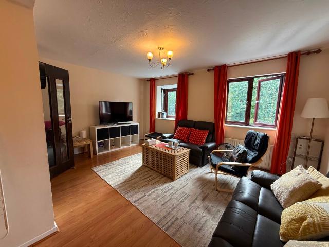 Apartment for rent in London Borough of Hounslow, Spring Grove