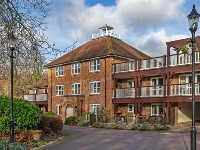 House for sale in Hampshire