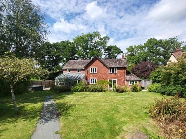 House for sale in Brompton, Gillingham