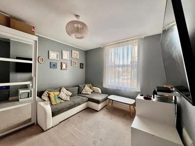 Apartment for rent in Red Hill, Worcestershire