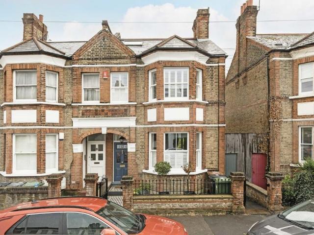 House for rent in London Borough of Lewisham, Greater London