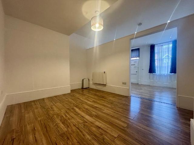 Studio for rent in Beamhurst, Staffordshire