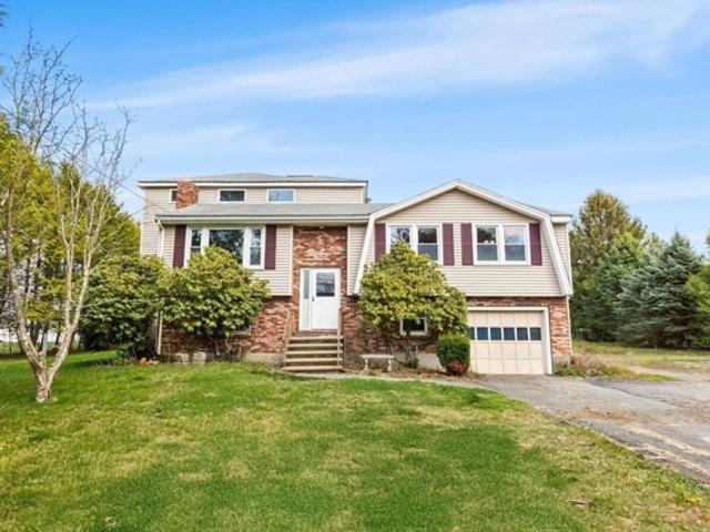 House for sale in Billerica, Massachusetts
