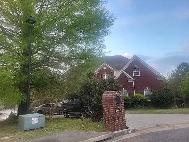 House for sale in Red Oak, Georgia