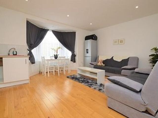 Apartment for rent in Cliftonville West, Acol