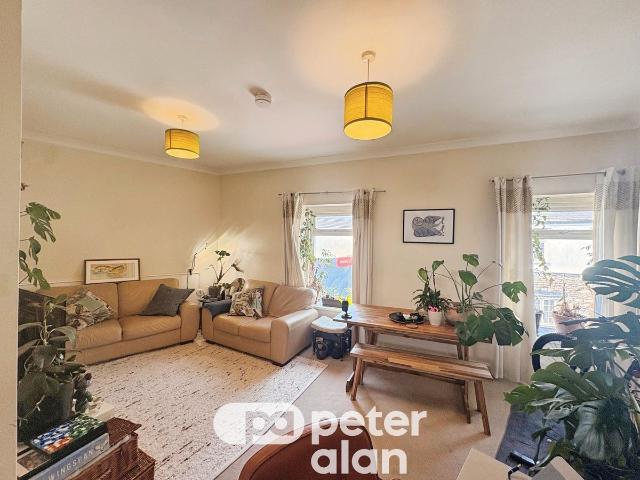 Apartment for rent in Falcon Lodge, Wales