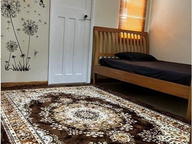 Room for rent in Falcon Lodge, Wales