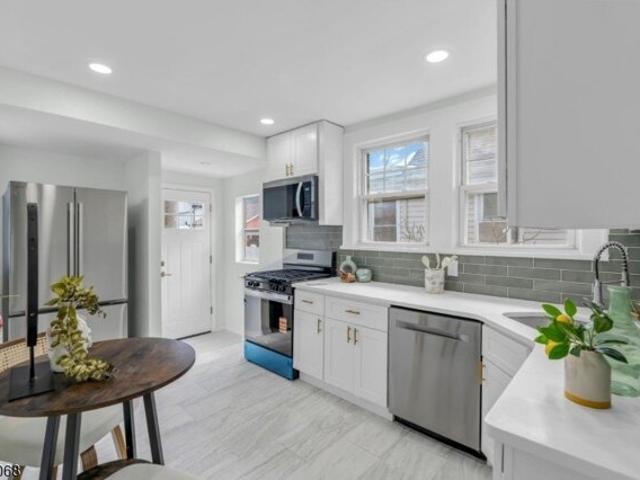 House for sale in Hillside, New Jersey