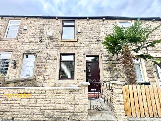 House for rent in Brownlow Fold, Lee Bank