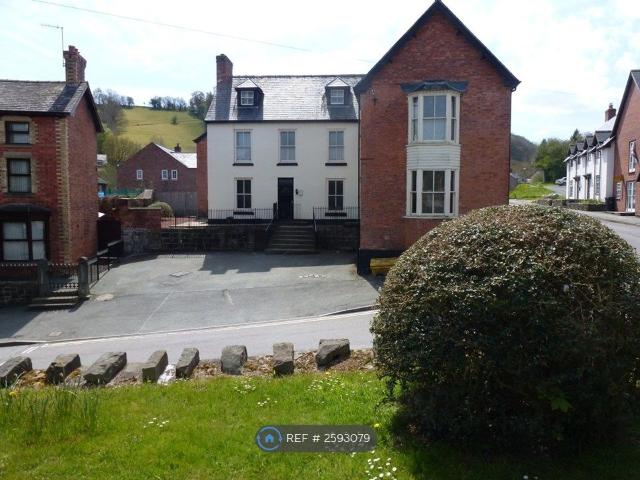 Apartment for rent in Llanfair Caereinion, Wales