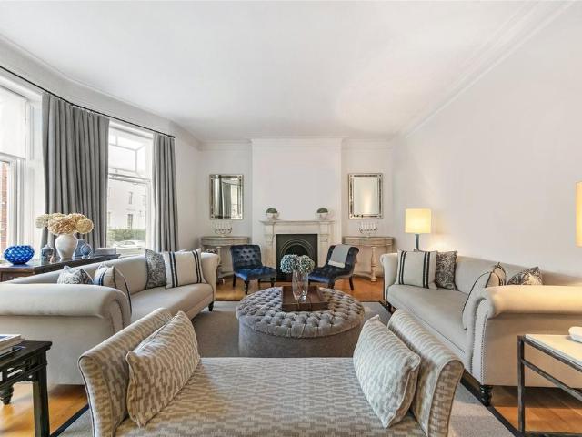 House for rent in Kensington, Greater London