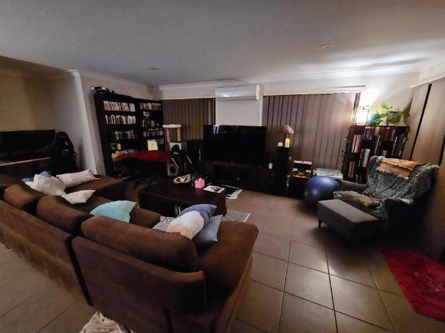 Room for rent in Wynnum West, Greater Brisbane
