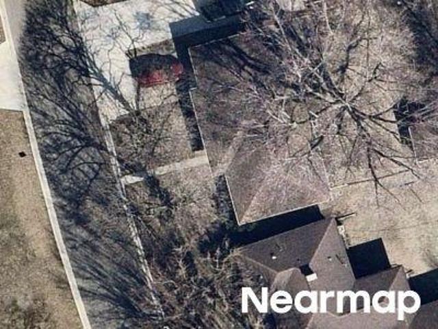 House for sale in Peru, Illinois