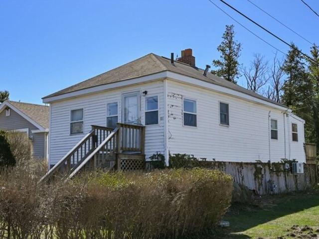 House for sale in Hull, Massachusetts