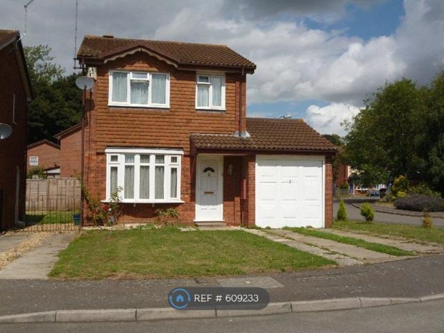 House for rent in Overstone Lodge, Northampton