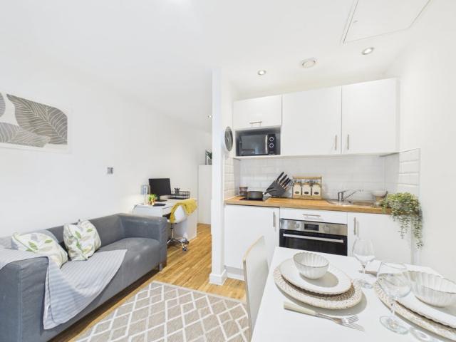 Studio for rent in Pendleton, Salford