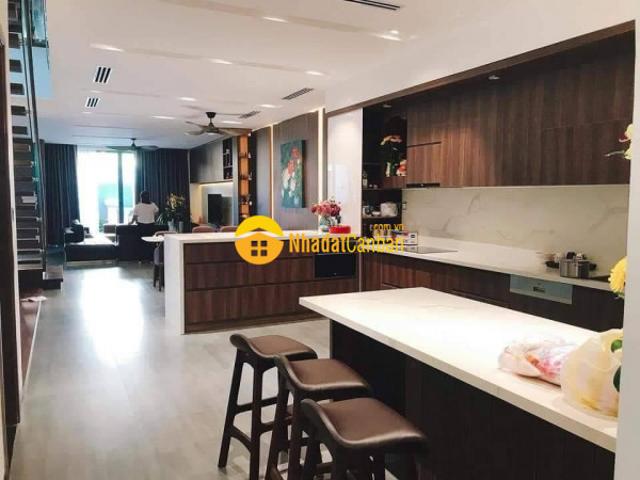Nhà mặt phố bán