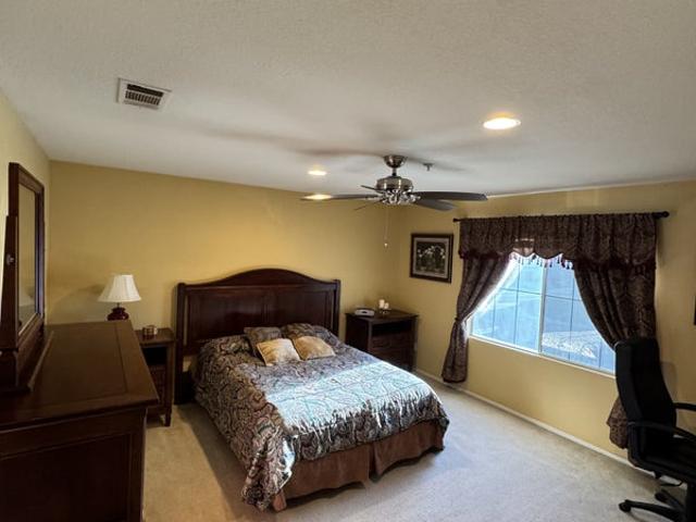 Room for rent in Fontana, California