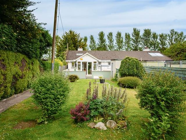 Cottage for sale in Louth