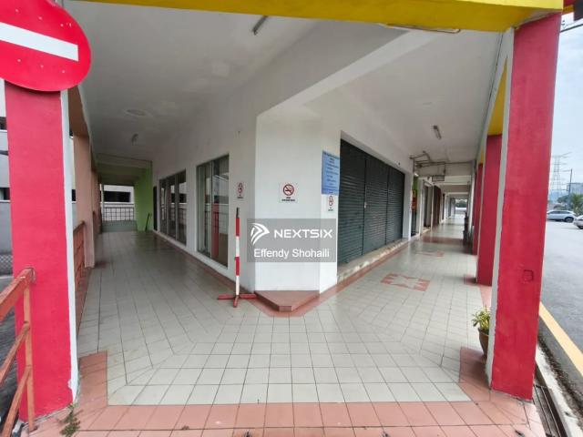 Shop for sale in Johor