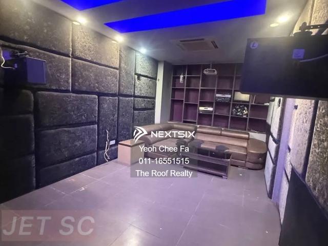Shop for sale in Johor