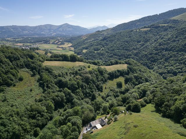 Maison vente à Oloron-Sainte-Marie, Aussurucq