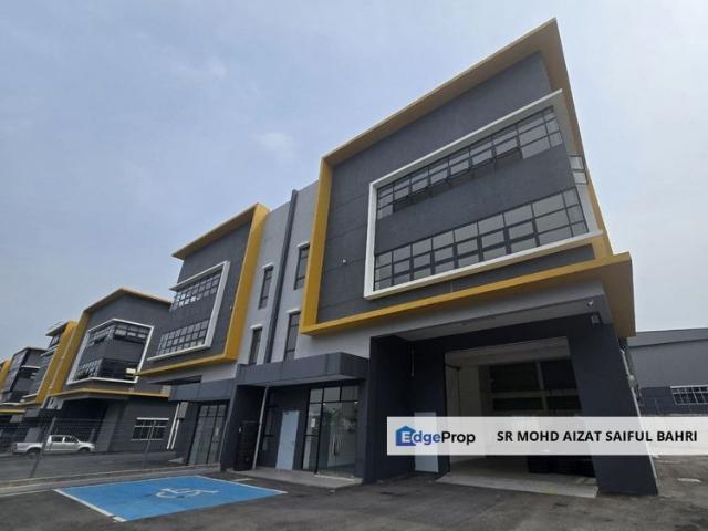 Warehouse for rent in Sendayan Village, Negeri Sembilan