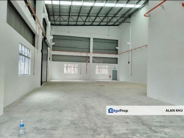 Warehouse for rent in Sendayan Village, Negeri Sembilan