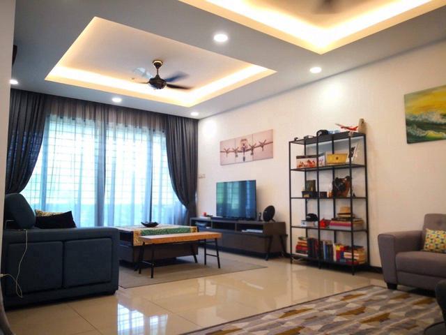Townhouse for sale in Petaling, Alam Impian