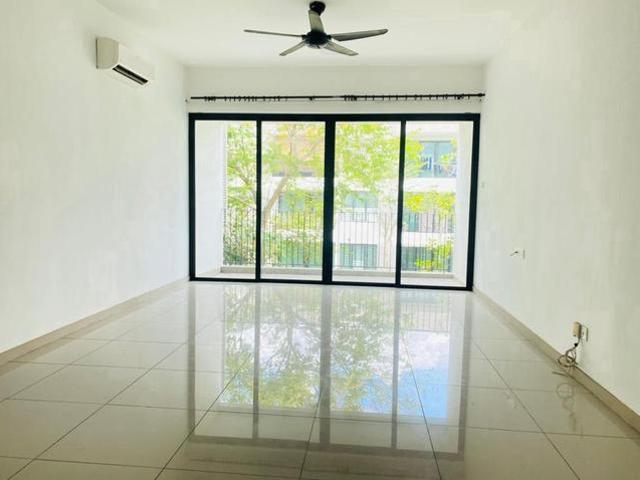 Townhouse for sale in Petaling, Alam Impian