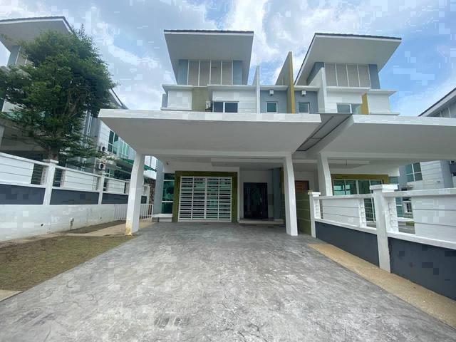 Residential House for sale in Petaling, Alam Impian