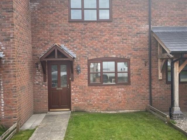 House for rent in Pen-y-Bont-Fawr, Pen-y-bont-fawr