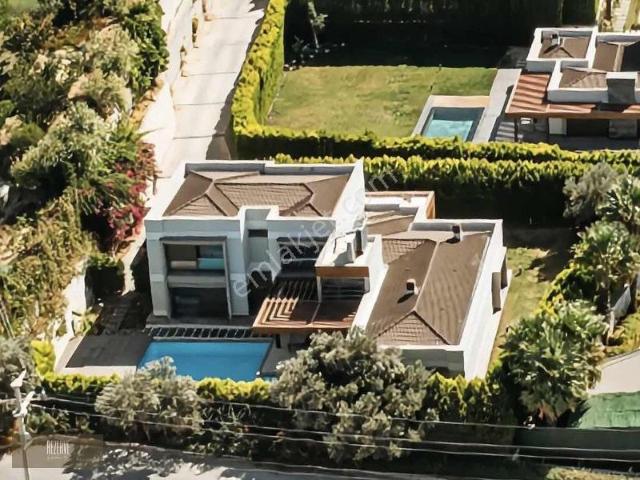 Urla, İzmir içerisinde satılık Villa