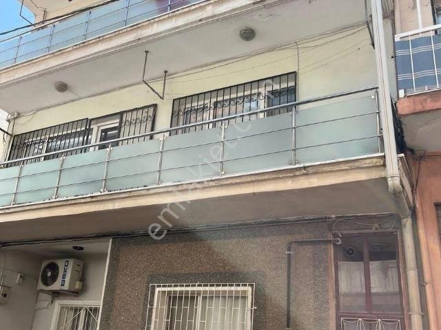 Bornova, İzmir içerisinde satılık mülk