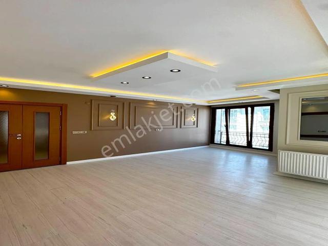 İstanbul içerisinde satılık mülk