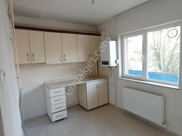 Cumartesi Pazarı, Sivas Merkez içerisinde kiralık mülk