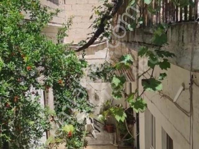 Şanliurfa içerisinde satılık Villa