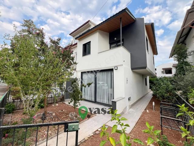 Erdemli, Mersin içerisinde satılık Villa