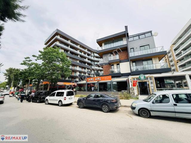 Bornova, İzmir içerisinde satılık mülk